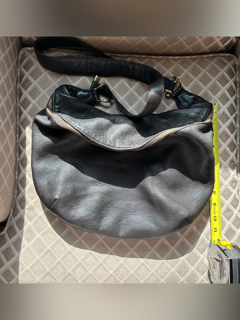 Johnny Farah Brown Leather Shoulder Bag - Sleek Everyday Hobo